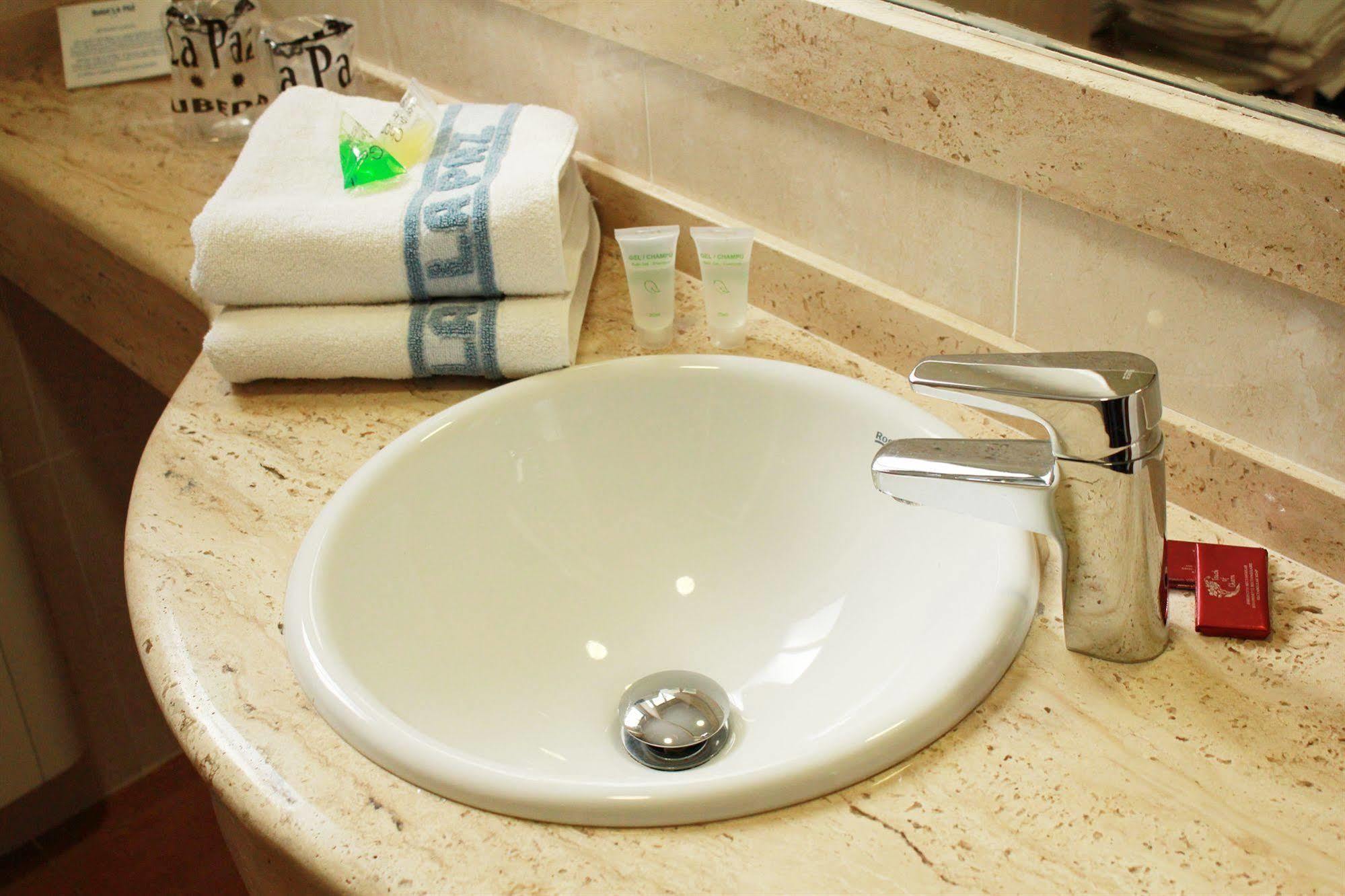 Hotel La Paz อูเบดา ภายนอก รูปภาพ