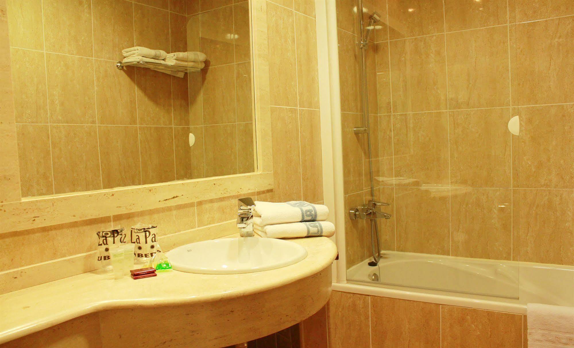 Hotel La Paz อูเบดา ภายนอก รูปภาพ