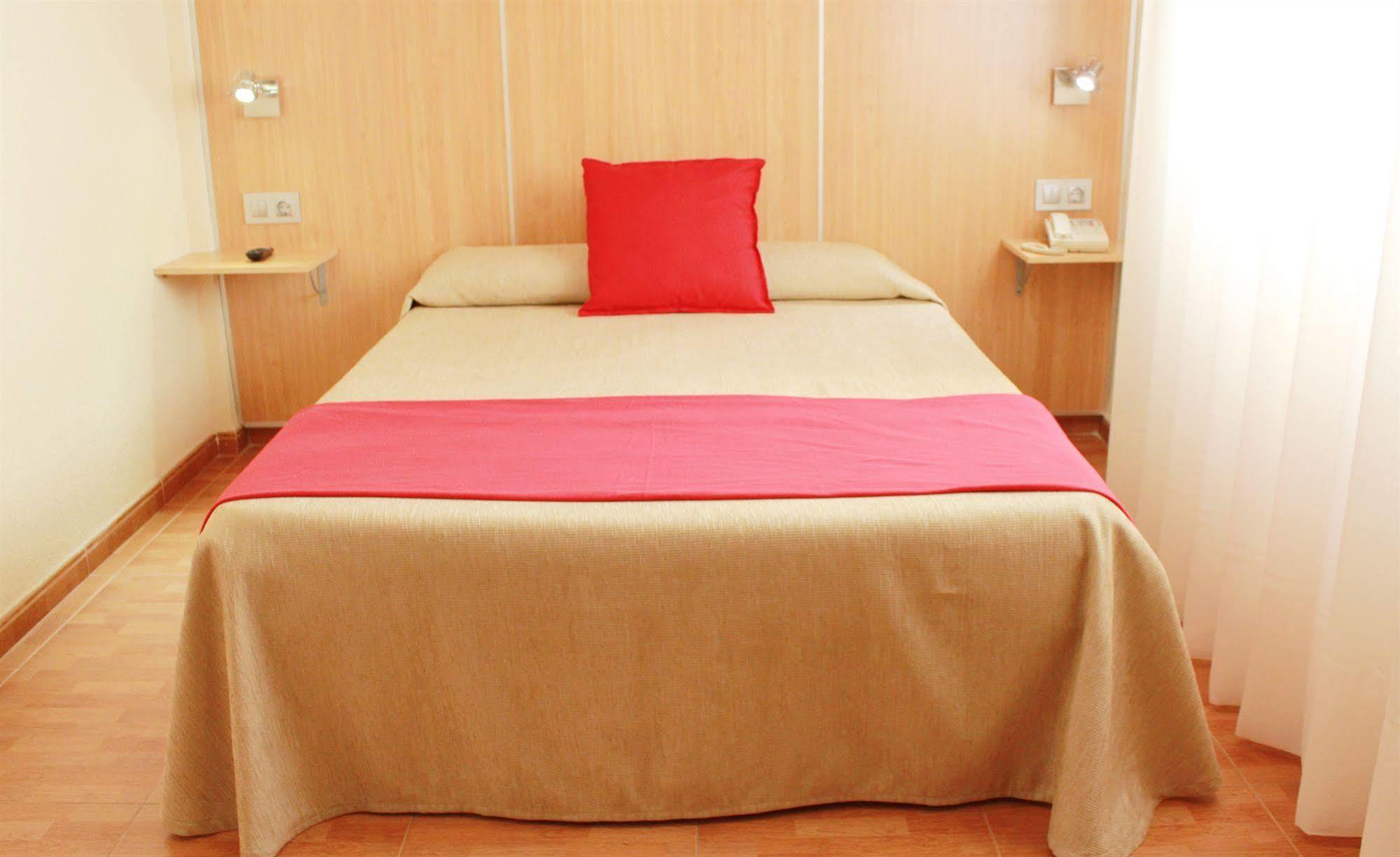 Hotel La Paz อูเบดา ภายนอก รูปภาพ